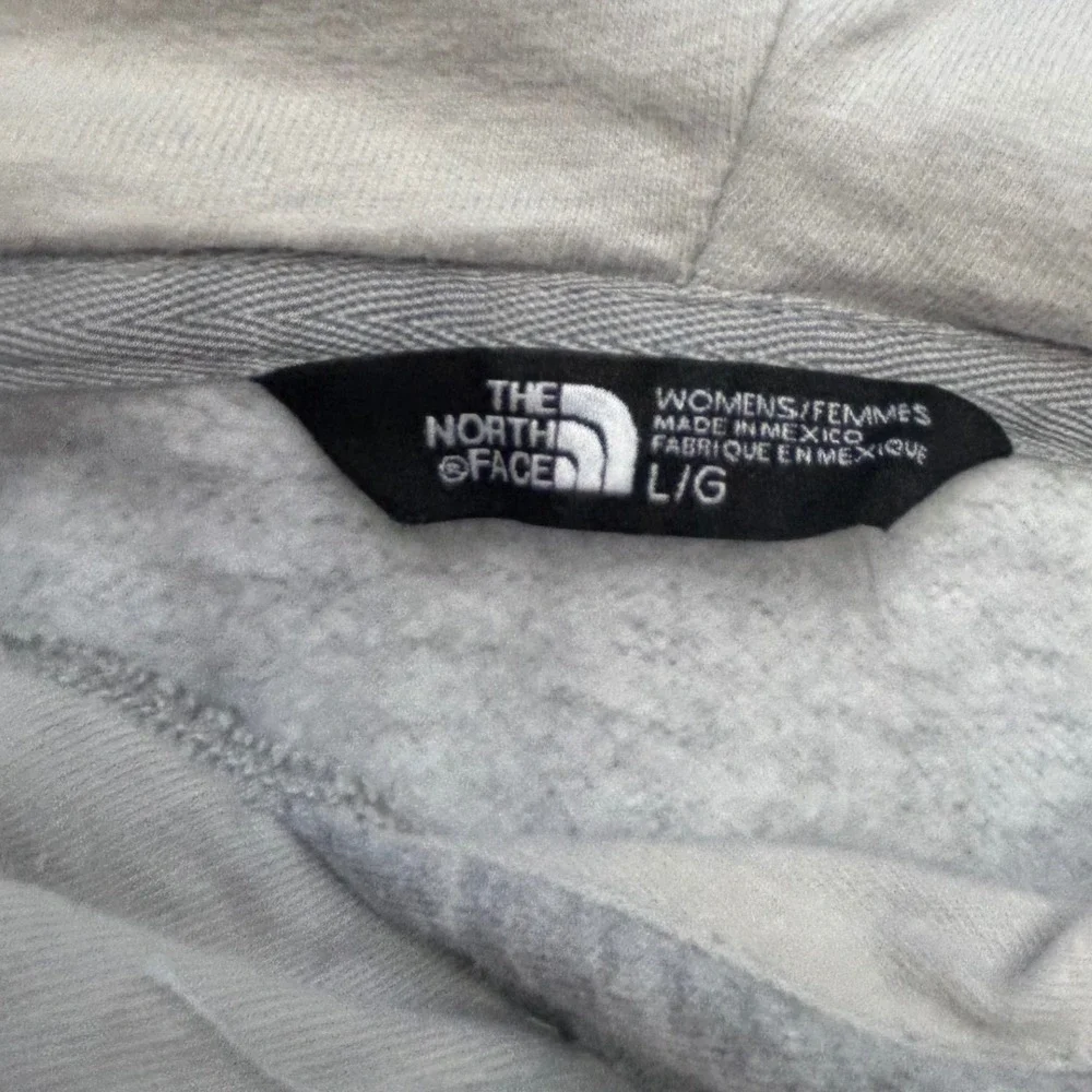 The North Face wrap yourself